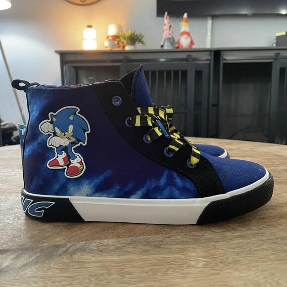 NEW 6 Big Boys Sonic the Hedgehog High Top Sneakers - Picture 7 of 13
